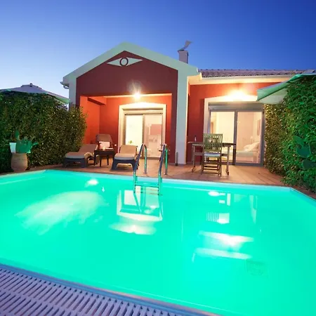 Villa Trapezaki Villas
